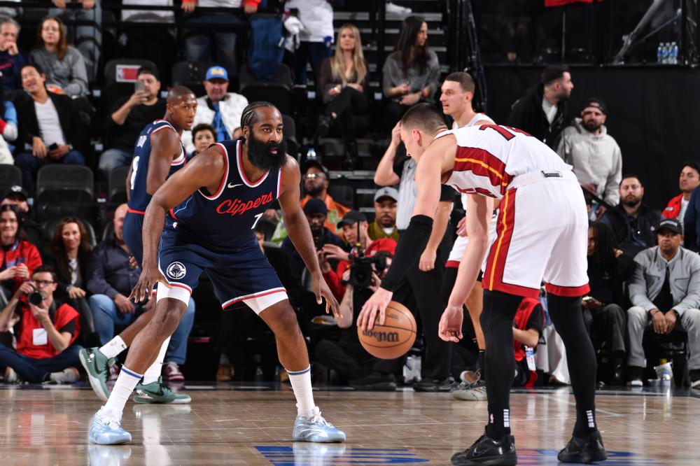 示的比赛风 示的比赛风