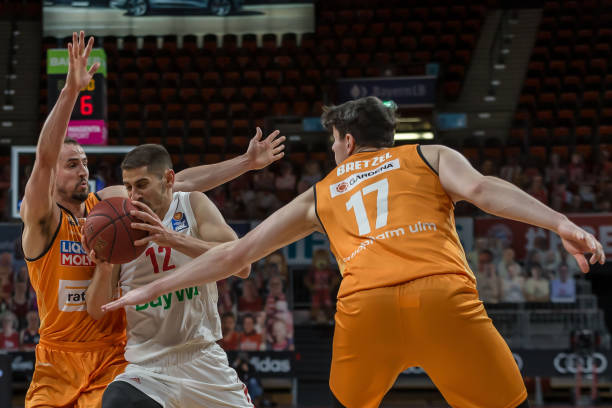 菲尔豪尔在 菲尔豪尔在