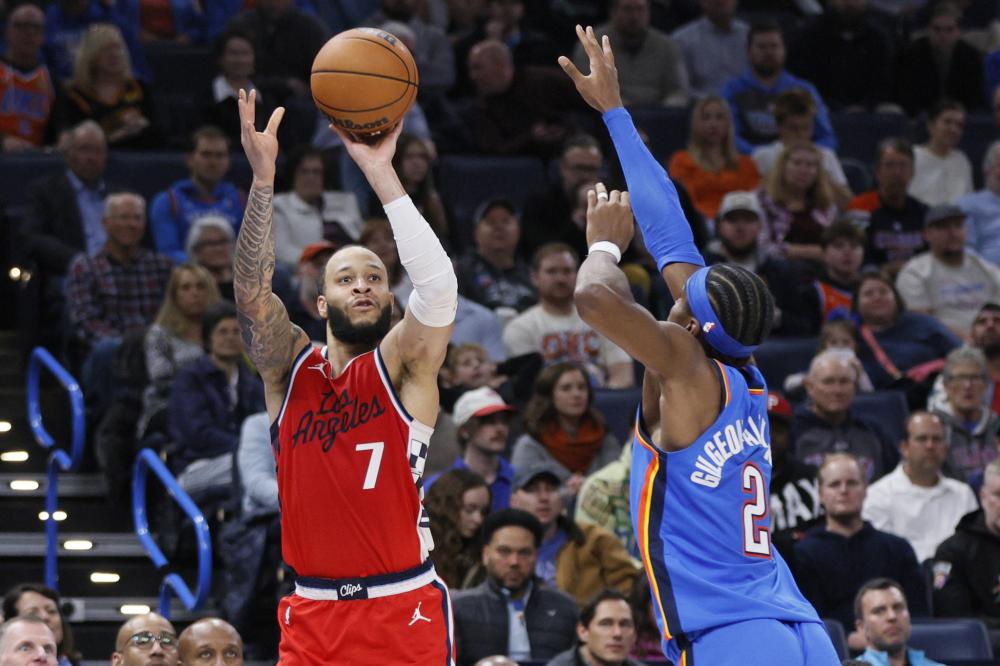 媒体纷纷谴 媒体纷纷谴